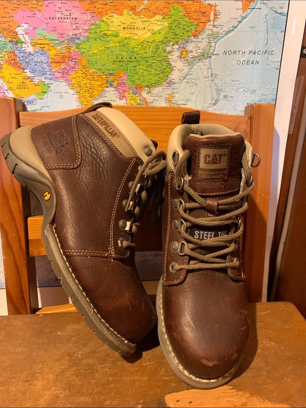 CAT Caterpillar Women's Carlie Steel Toe Safety Mid Ankle Work Boots